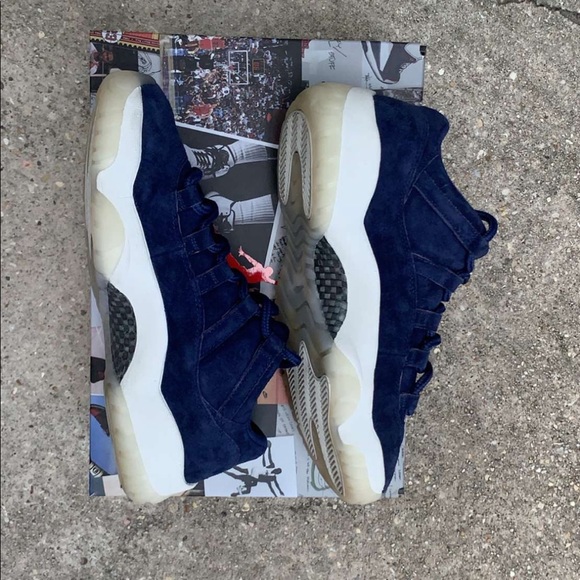 jordan 11 retro. (derek jeter) - Picture 3 of 7